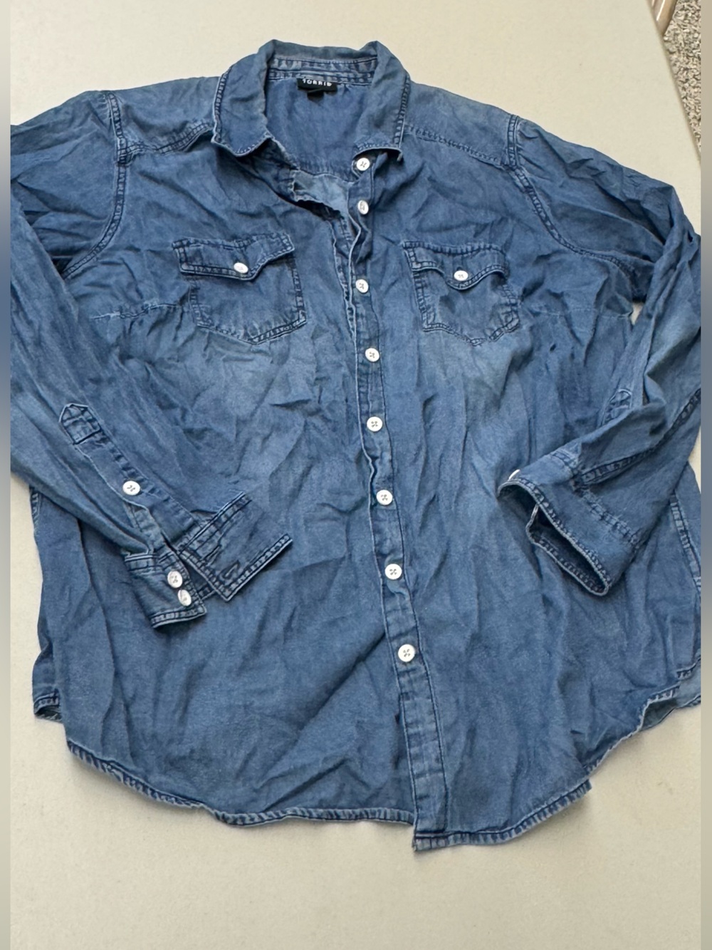torrid Long sleeve Blue Denim Button-Down Women’s Shirt size 0